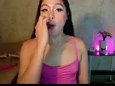 Snapshot of OdessaBODY chatting on December 2025 10:05:01 PM OdessaBODY online show from December 2025 10:05:01 PM