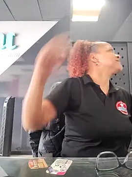 BayleyBanks online show from February 2026 06:15:01 PM