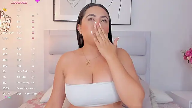 dulcepatersson1  online show from February 2025 02:36:02 AM