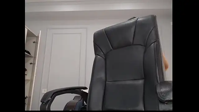 LillieSoonKim online show from September 2025 03:38:02 AM