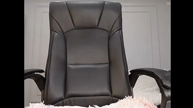 LillieSoonKim online show from October 2025 03:49:01 AM