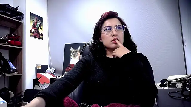 Snapshot of Scarlett_Sen chatting on April 2026 03:10:02 PM Scarlett Sen online show from April 2026 03:10:02 PM