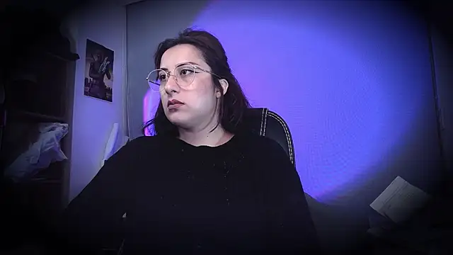 Snapshot of Scarlett_Sen chatting on May 2026 03:31:01 PM Scarlett Sen online show from May 2026 03:31:01 PM