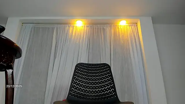 jaddyk  online show from December 2025 08:38:02 PM