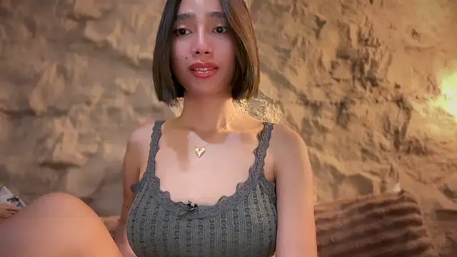 GenesisCastillano online show from May 2026 10:12:02 AM