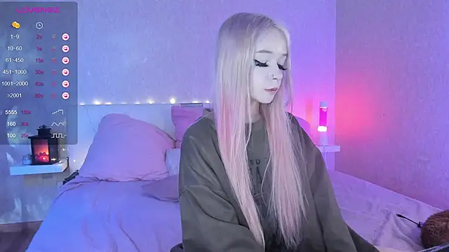 Misty Shadow online show from January 2025 02:14:01 AM