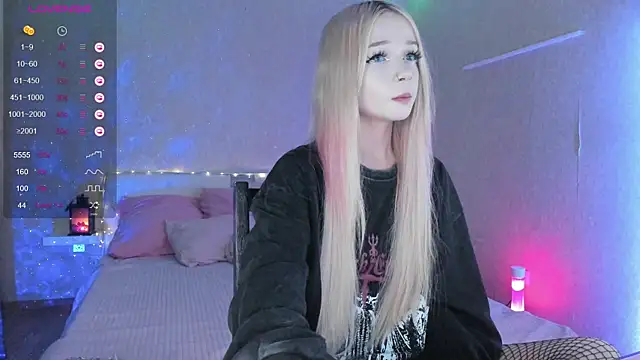 Misty Shadow online show from March 2025 06:29:01 PM