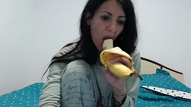 sexyevalove online show from April 2026 02:50:01 AM