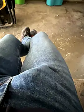 MAHKE12 online show from October 2025 08:36:02 AM