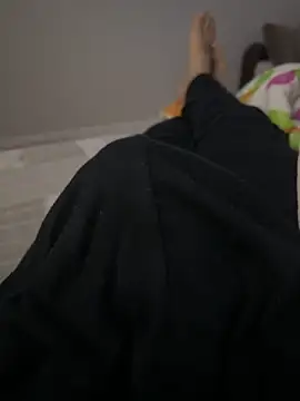 Snapshot of MAHKE12 chatting on November 2025 10:10:01 PM MAHKE12 online show from November 2025 10:10:01 PM