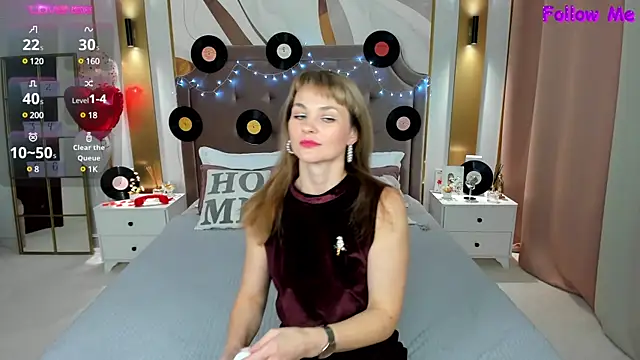 annasimonsj online show from March 2025 12:44:01 AM