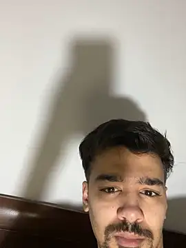 Hermanooooooo online show from March 2026 03:34:01 PM