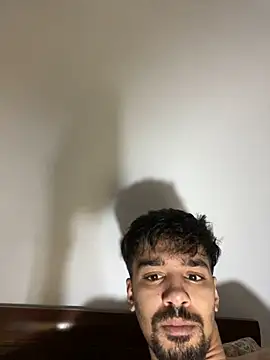 Hermanooooooo online show from April 2026 04:02:02 AM