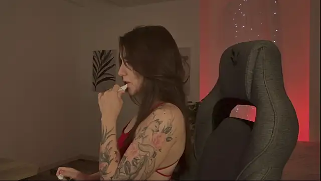 JennyDens online show from December 2025 02:14:02 PM