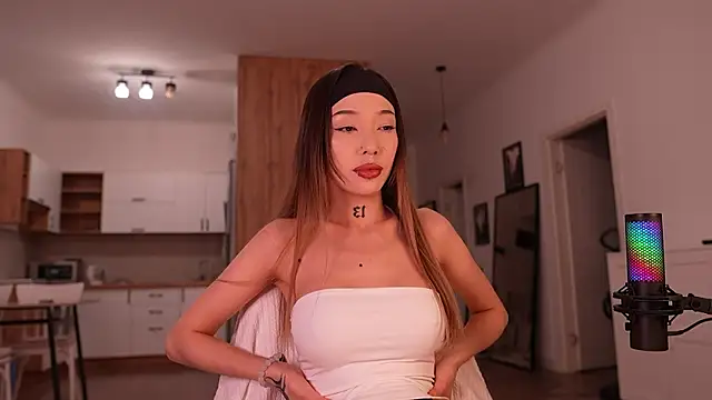 sharlin 13 online show from September 2025 01:55:02 PM