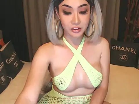 JustForCassie online show from October 2025 11:31:01 AM