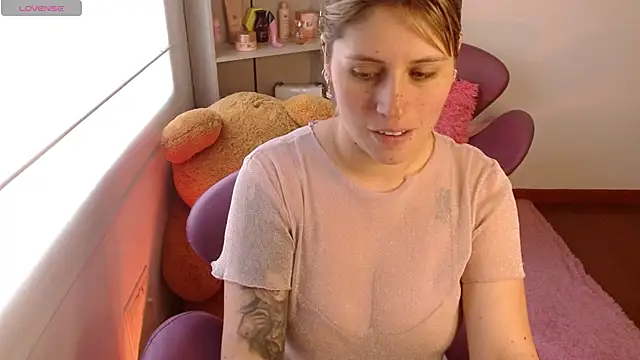 Snapshot of thamarajane chatting on January 2025 07:07:02 PM thamarajane online show from January 2025 07:07:02 PM