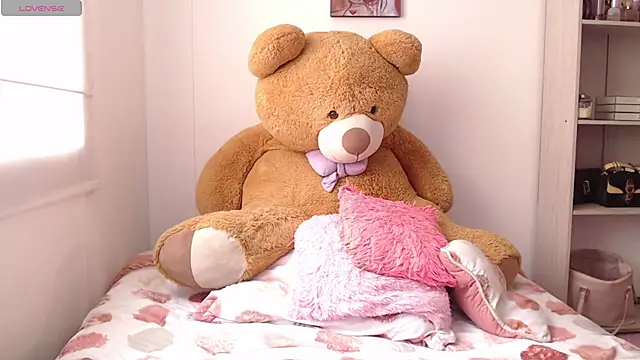 Snapshot of thamarajane chatting on March 2026 06:24:01 PM thamarajane online show from March 2026 06:24:01 PM