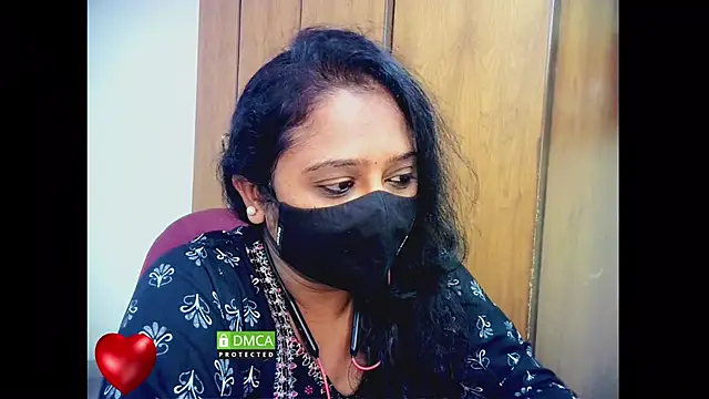 sexynayan23 online show from September 2025 06:02:01 PM