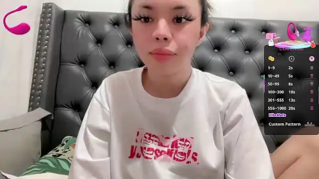 SweetCheska19 online show from September 2025 09:33:02 AM