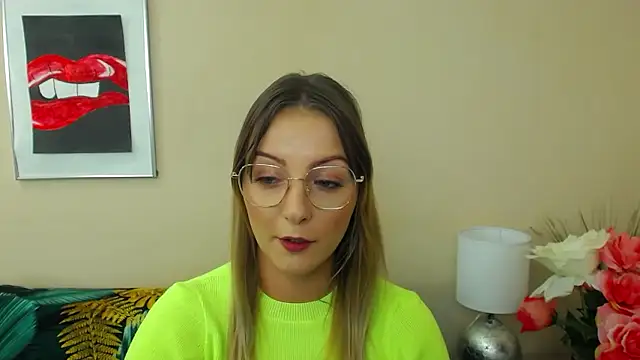 Snapshot of NatalieSexy chatting on December 2024 11:41:02 AM NatalieSexy online show from December 2024 11:41:02 AM