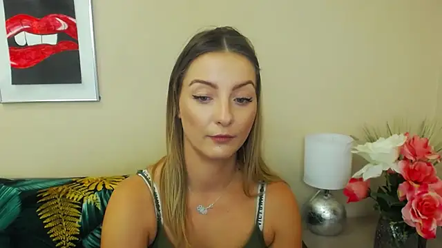 Snapshot of NatalieSexy chatting on December 2024 01:22:02 PM NatalieSexy online show from December 2024 01:22:02 PM