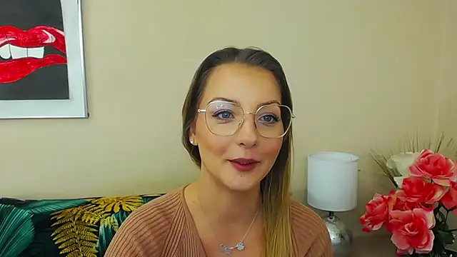 Snapshot of NatalieSexy chatting on January 2025 07:17:01 AM NatalieSexy online show from January 2025 07:17:01 AM