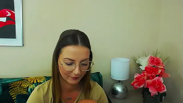 Snapshot of NatalieSexy chatting on January 2025 01:21:02 PM NatalieSexy online show from January 2025 01:21:02 PM