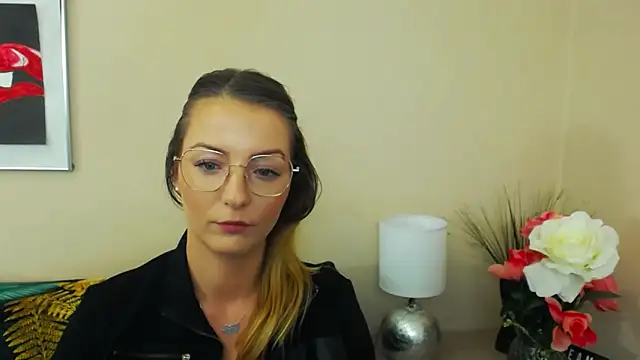 Snapshot of NatalieSexy chatting on January 2025 10:19:01 AM NatalieSexy online show from January 2025 10:19:01 AM