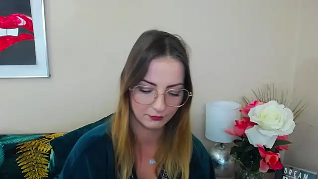 Snapshot of NatalieSexy chatting on February 2025 10:25:02 AM NatalieSexy online show from February 2025 10:25:02 AM