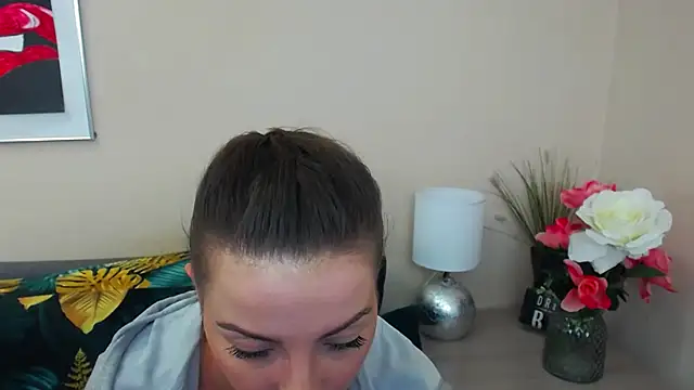 Snapshot of NatalieSexy chatting on February 2025 10:27:02 AM NatalieSexy online show from February 2025 10:27:02 AM