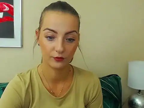 Snapshot of NatalieSexy chatting on October 2025 07:21:02 AM NatalieSexy online show from October 2025 07:21:02 AM