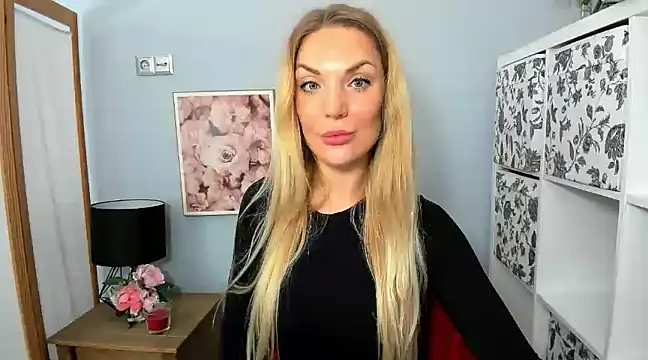 AulloraHoney online show from December 2024 09:23:01 AM