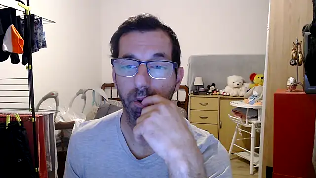 Snapshot of steph19x5 chatting on December 2024 07:39:01 AM steph19x5 online show from December 2024 07:39:01 AM