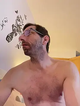 Snapshot of steph19x5 chatting on December 2024 09:00:02 PM steph19x5 online show from December 2024 09:00:02 PM