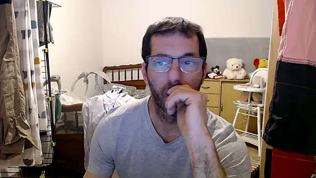 Snapshot of steph19x5 chatting on December 2024 06:35:01 AM steph19x5 online show from December 2024 06:35:01 AM