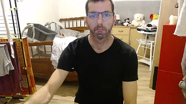 Snapshot of steph19x5 chatting on January 2025 01:30:01 PM steph19x5 online show from January 2025 01:30:01 PM