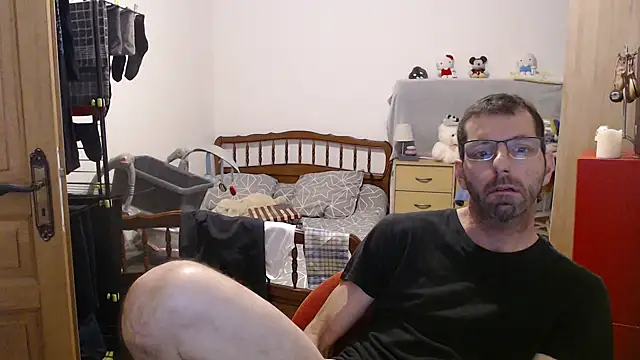 Snapshot of steph19x5 chatting on January 2025 04:51:02 PM steph19x5 online show from January 2025 04:51:02 PM