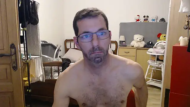 Snapshot of steph19x5 chatting on January 2025 05:56:01 PM steph19x5 online show from January 2025 05:56:01 PM