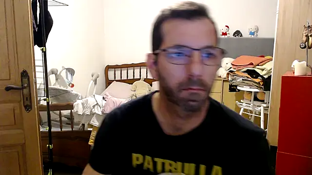 Snapshot of steph19x5 chatting on February 2025 05:53:02 AM steph19x5 online show from February 2025 05:53:02 AM