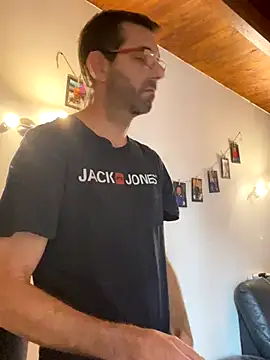 Snapshot of steph19x5 chatting on October 2025 07:11:01 AM steph19x5 online show from October 2025 07:11:01 AM