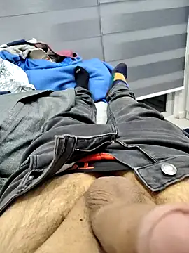 Snapshot of Hottoyboy2 chatting on October 2025 01:47:01 AM Hottoyboy2 online show from October 2025 01:47:01 AM