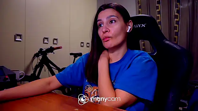 GodlyTheia online show from March 2025 06:40:02 PM