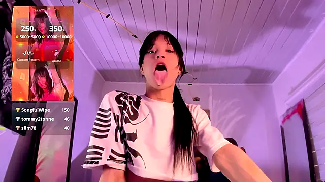 stormytt  online show from September 2025 12:54:01 PM