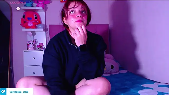 Snapshot of Vannessa__Shy chatting on January 2026 10:55:01 PM Vannessa Shy online show from January 2026 10:55:01 PM