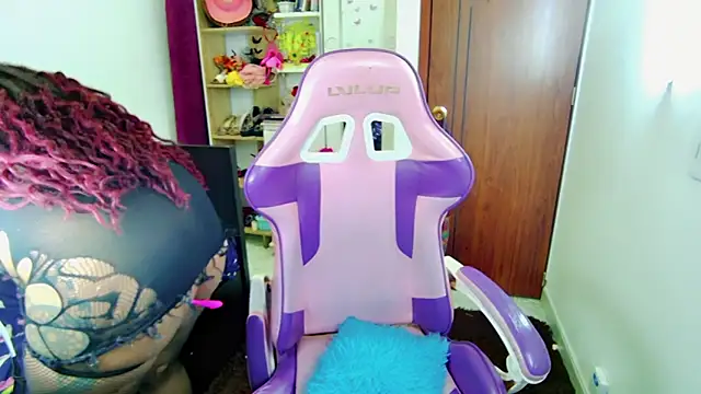 Naasha  online show from February 2025 07:49:02 AM