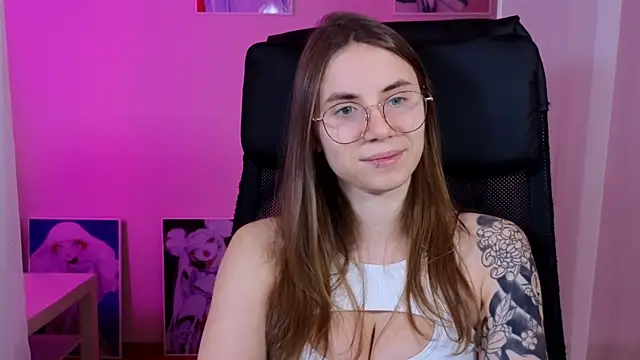 Snapshot of _AnnaStark_ chatting on December 2024 08:57:02 PM AnnaStark online show from December 2024 08:57:02 PM