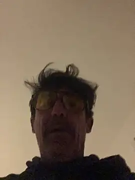 maxximere online show from February 2026 12:40:01 AM