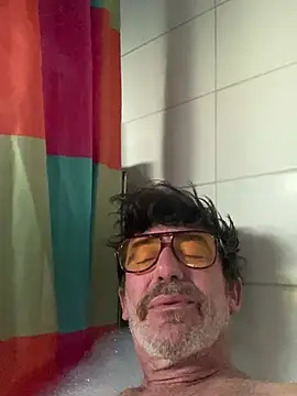 maxximere online show from February 2026 04:52:02 PM