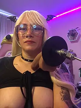 Luna Paris  online show from February 2025 04:04:01 PM